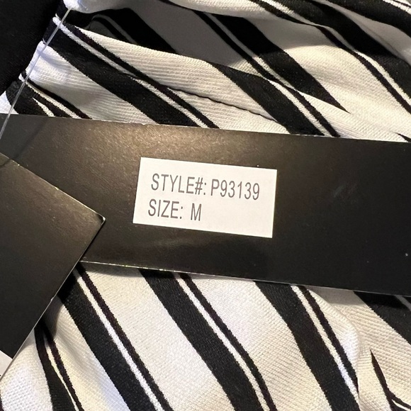 NWT LaLa Muse Women’s Striped Stretchy Pants Q12 - Picture 4 of 6